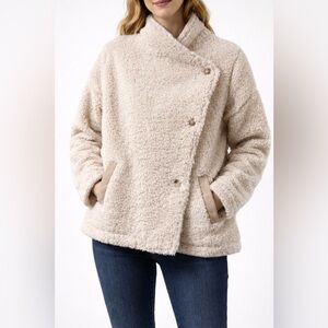 Mystree Women's Cream Sherpa Jacket